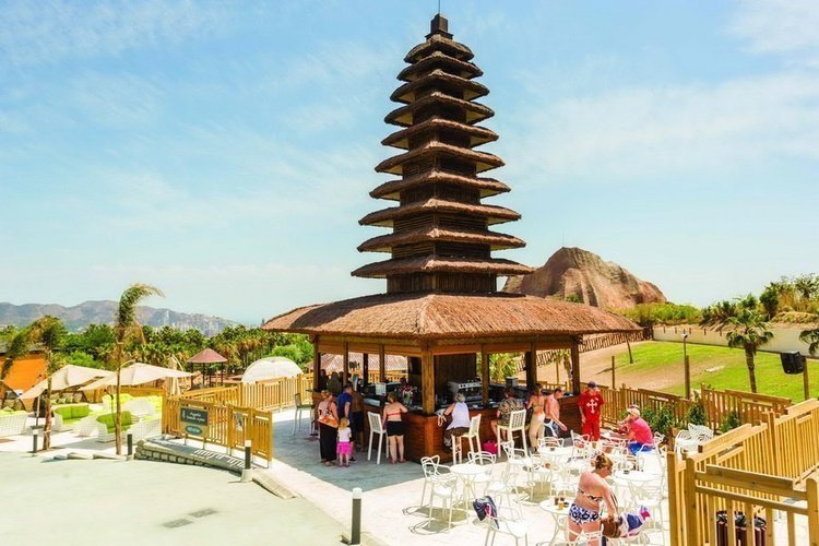 Pagoda 'taman ayun' Magic Natura Animal, Waterpark Resort Benidorm