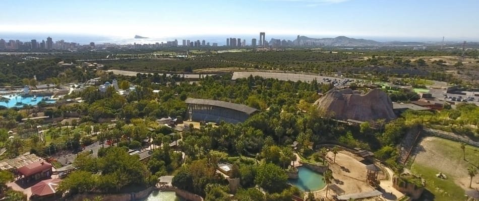 Profitez d'une journée au Magic Natura Resort en passant la nuit au Camper Area Park. Magic Natura Animal, Waterpark Resort Benidorm Profitez d'une journée au Magic Natura Resort en passant la nuit au Camper Area Park. Magic Natura Animal, Waterpark Resort Benidorm