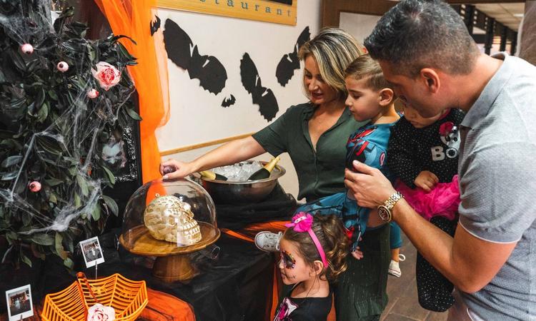 Halloween - OCTOBER and NOVEMBER Magic Natura Animal, Waterpark Resort Benidorm Halloween - OCTOBER and NOVEMBER Magic Natura Animal, Waterpark Resort Benidorm